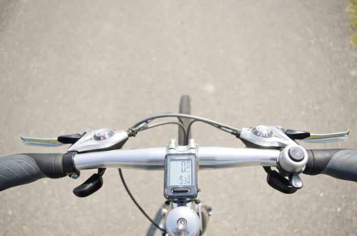 クロスバイクのハンドル
