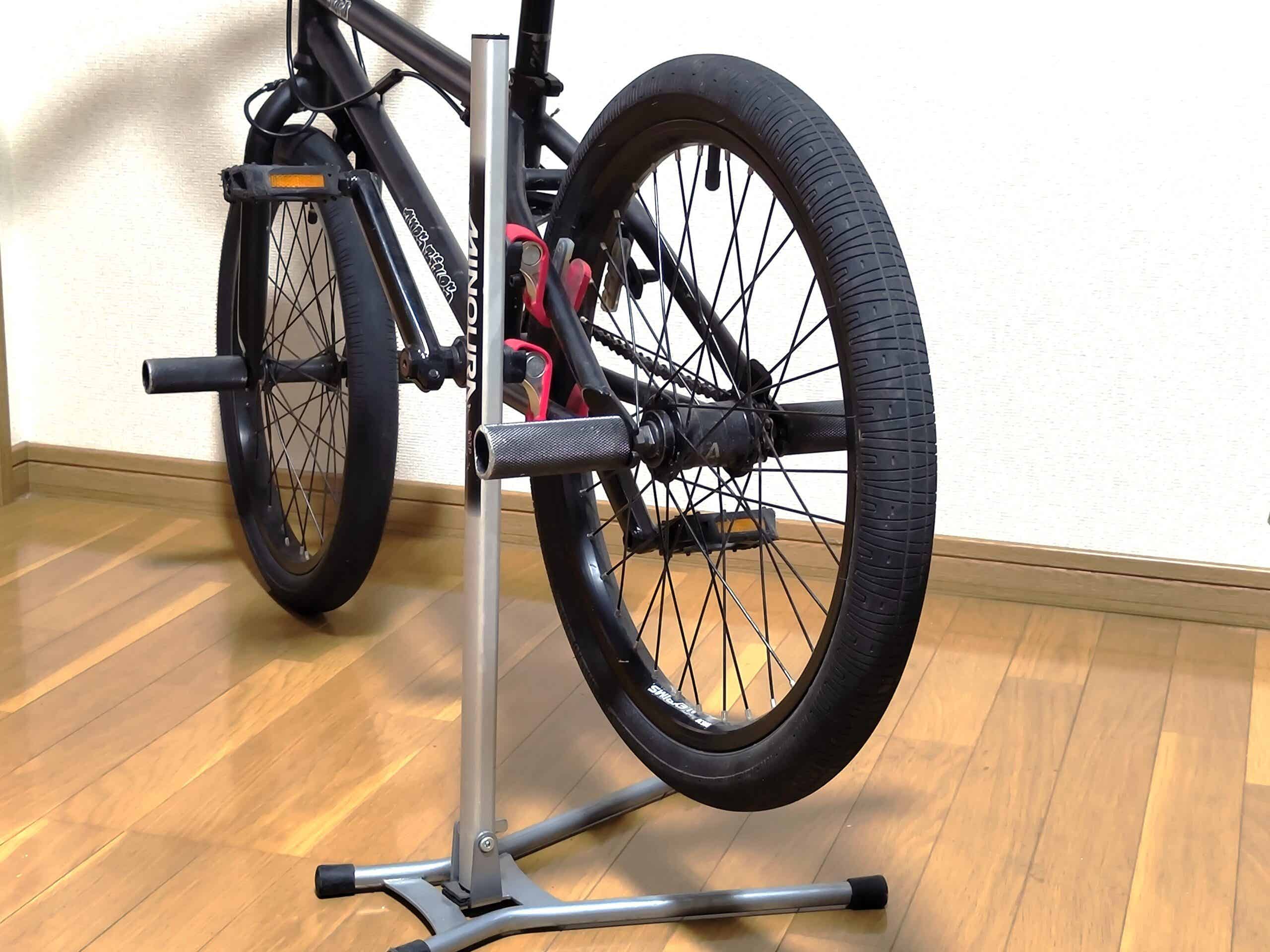 BMXのメンテナンススタンド