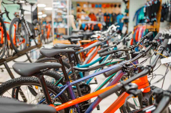 GIANTのクロスバイクの正規取扱店