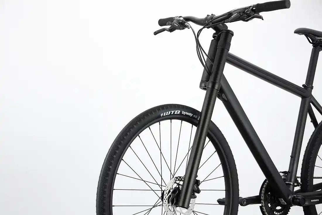 cannondalのクロスバイクbadboy