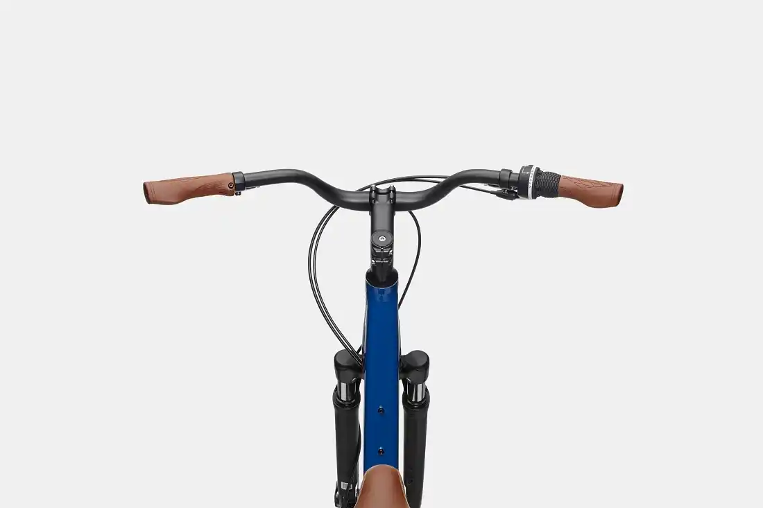 cannondalのクロスバイクAdventure 2