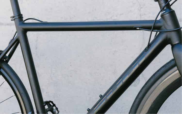 FUJIのクロスバイクのアルミフレーム