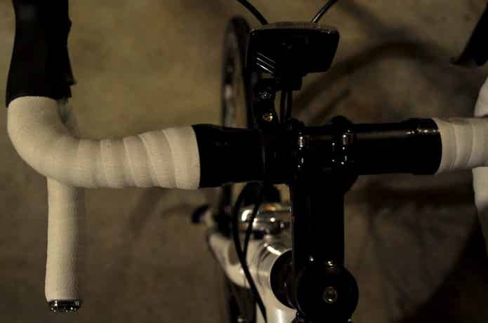 ロードバイクのハンドル