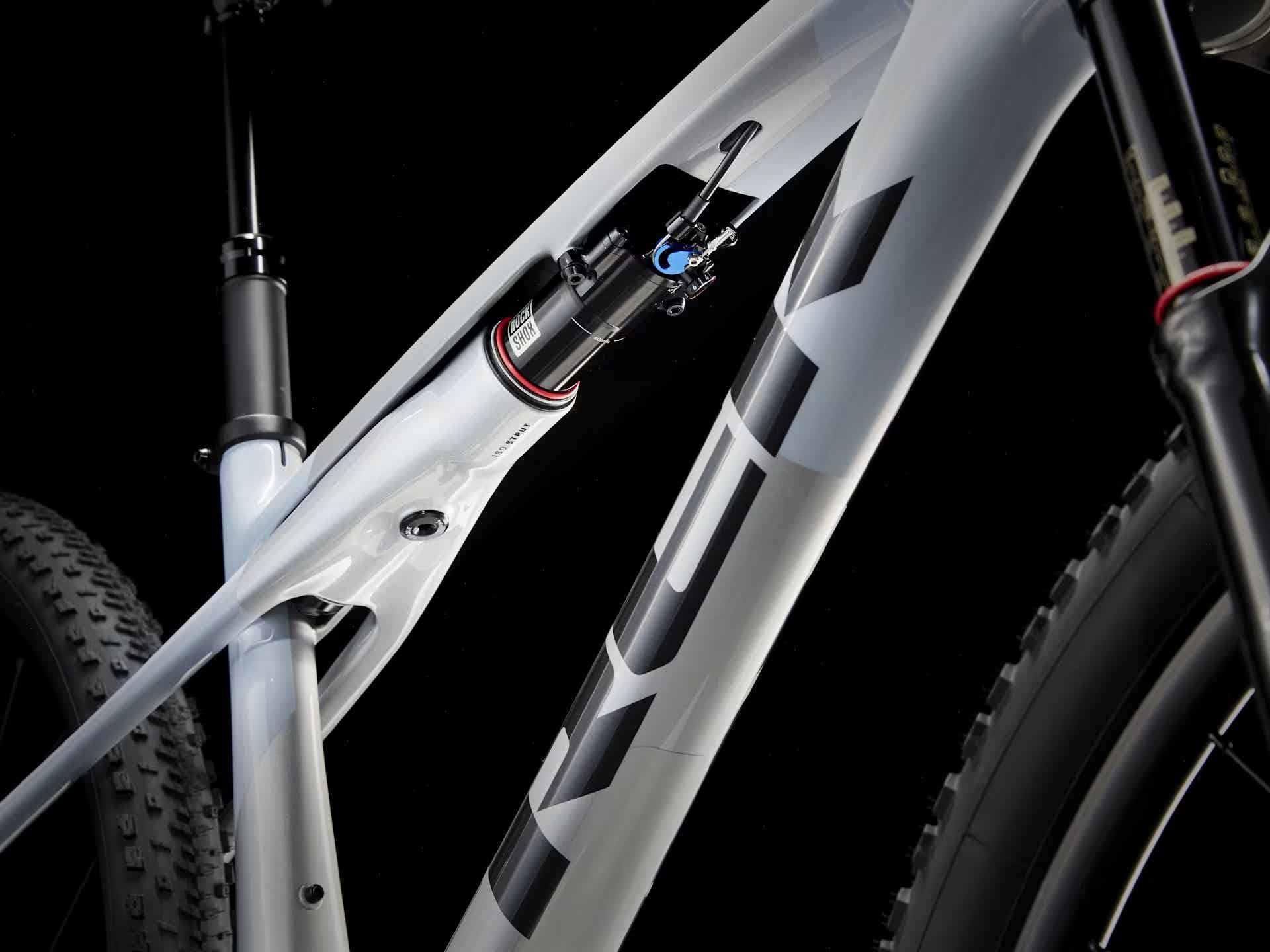 トレックのマウンテンバイクのリアサスペンション