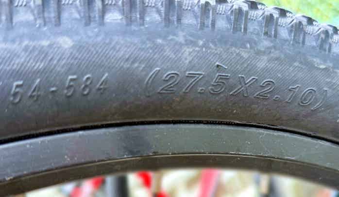 27.5インチのタイヤ表記