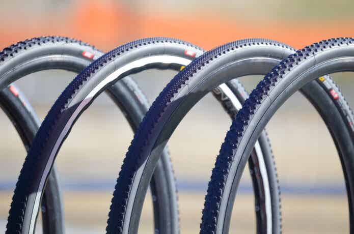 ロードバイク用のタイヤ