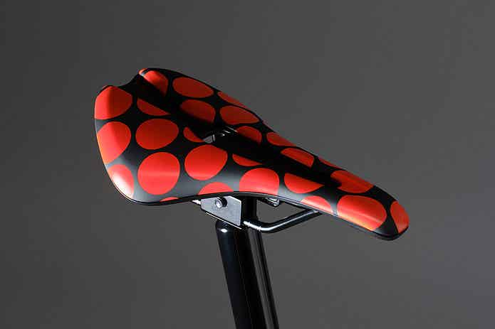 Brompton x Tour de France P Lineのサドル