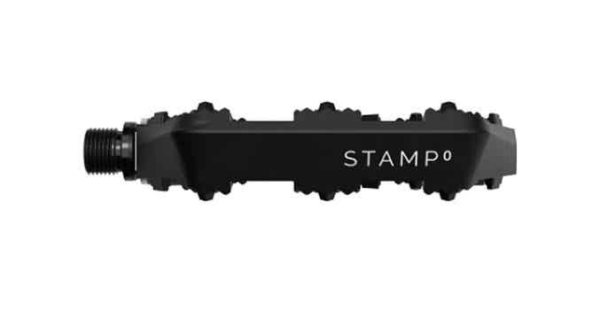 STAMP 0の側面