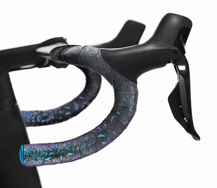 SUPACAZの人気バーテープに“StarFade Shiny”新登場｜光で変化