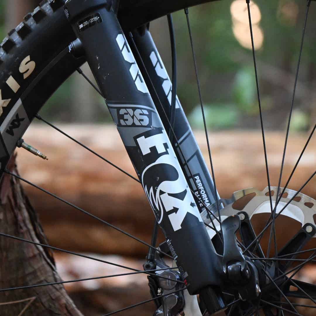 筆者のキャニオンのMTB、フロントサスペンション