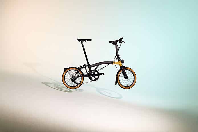 BROMPTONの新色「Black and Gold」