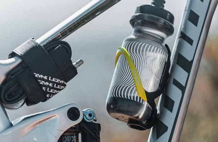 シンプルで美しい。LEZYNE（レザイン）のボトルケージおすすめ7