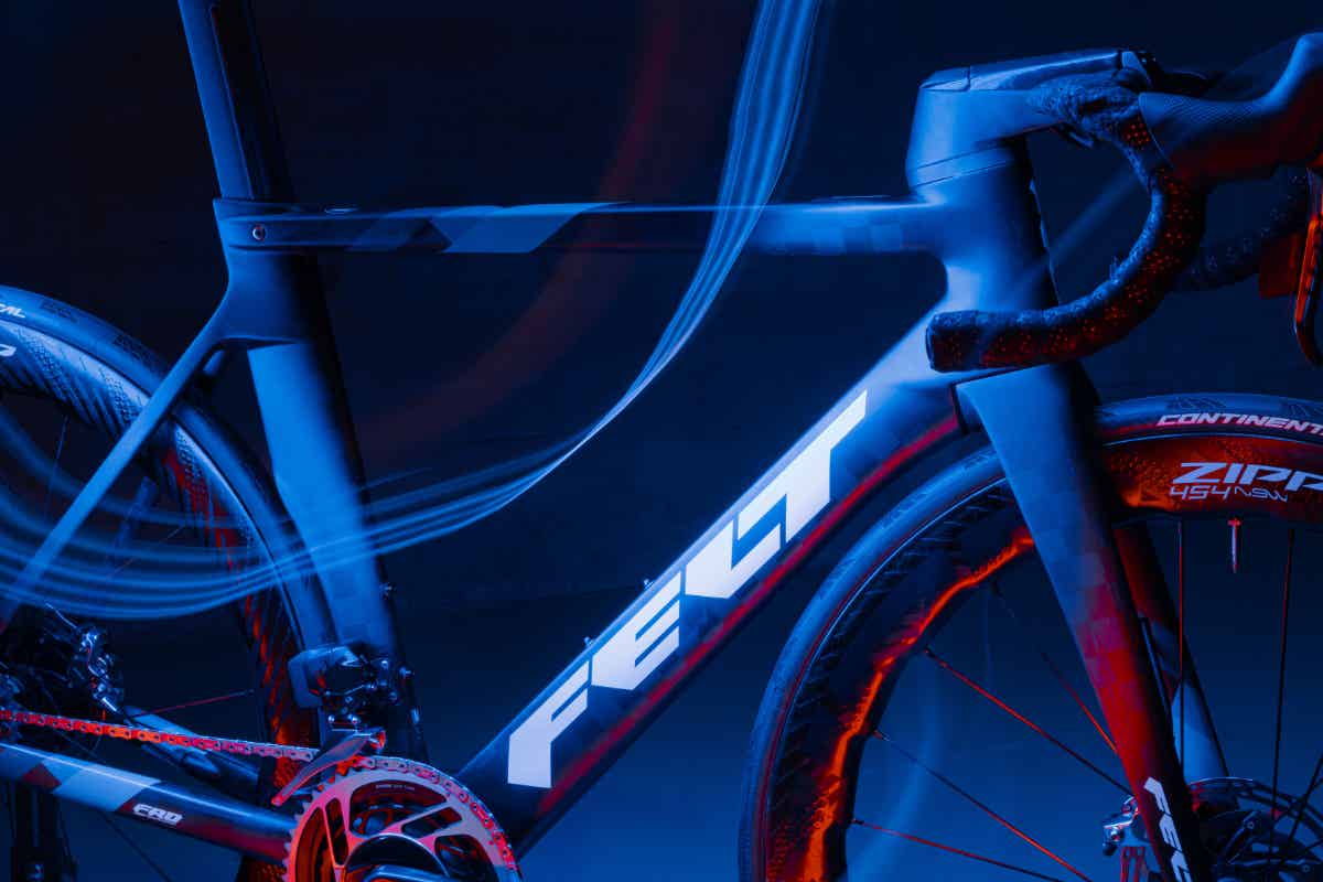FELTのロードバイク開発
