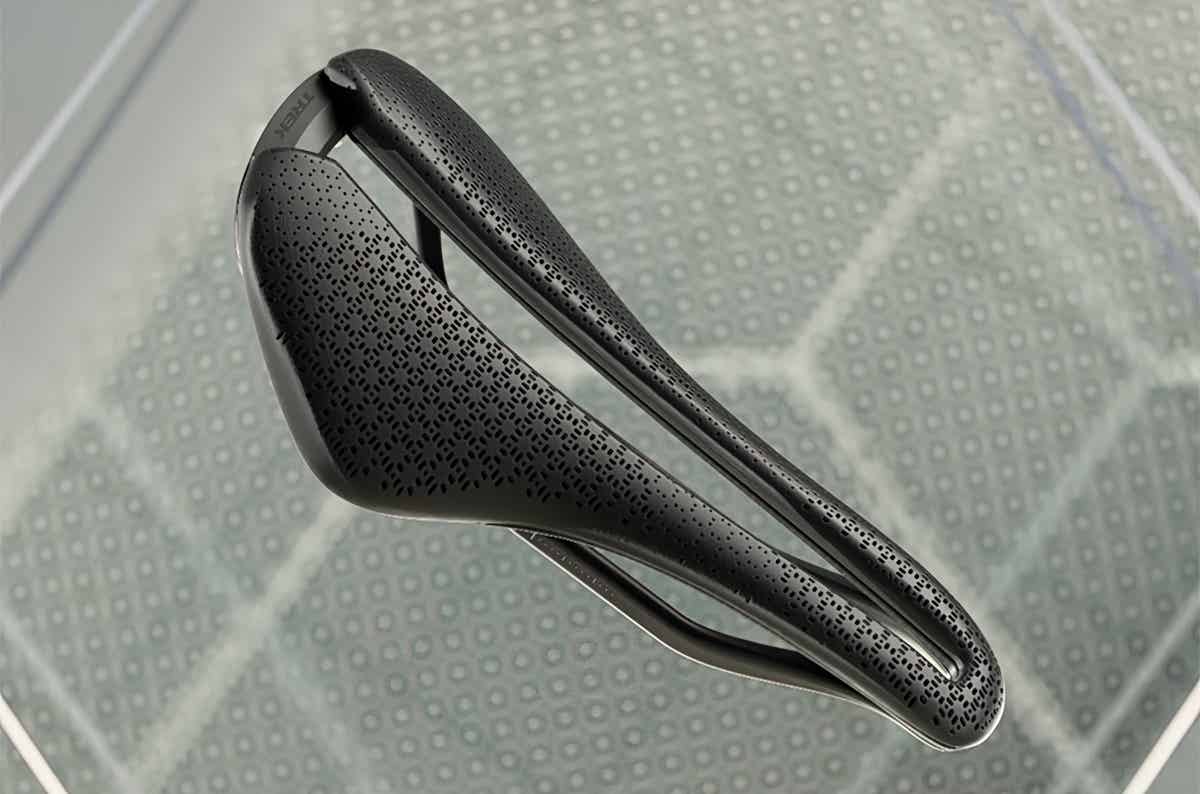 プロも絶賛！Trekの新型3Dプリントサドル「Aeolus AirLoom」が登場