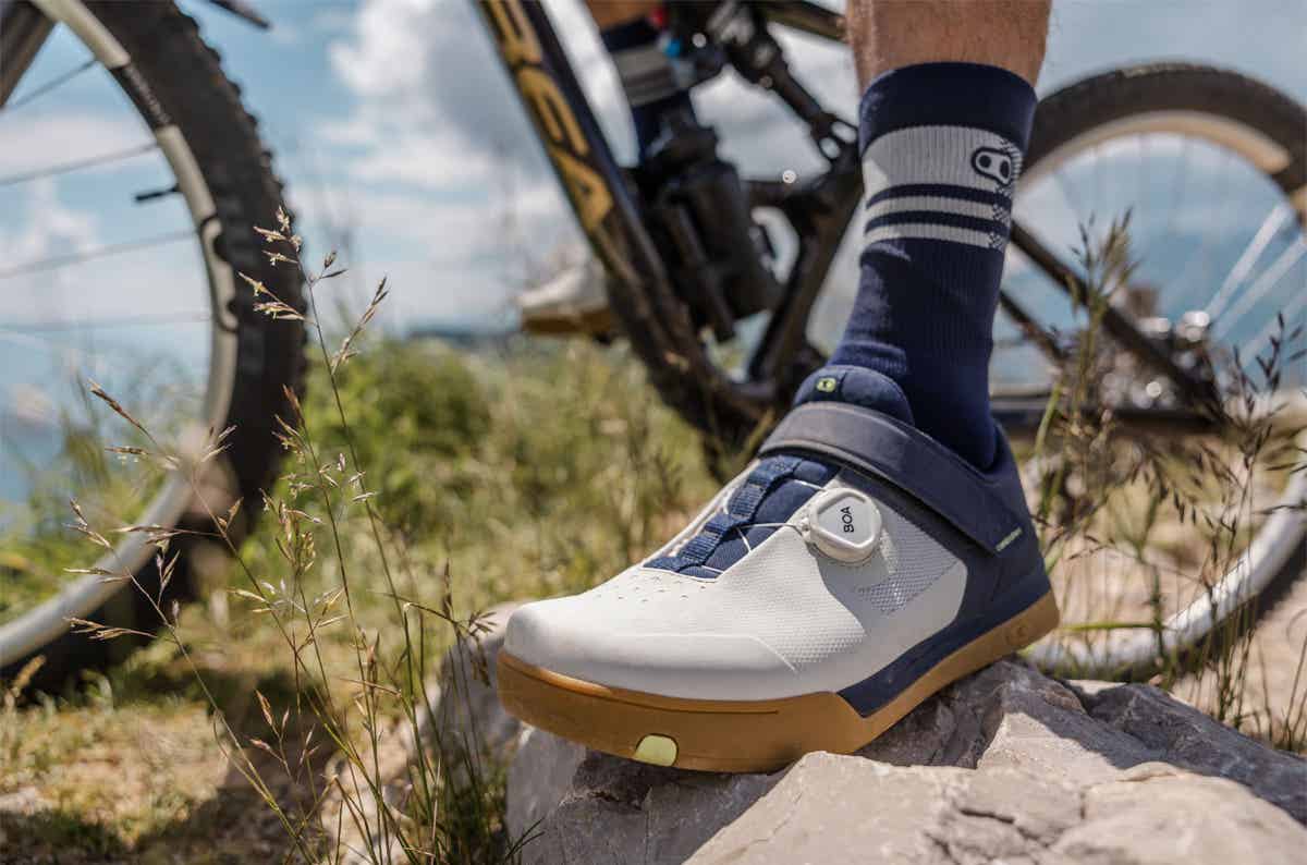 【数量限定】クランクブラザーズのMTBシューズ、4モデルに「ネイビー×グレー」の限定カラー登場！