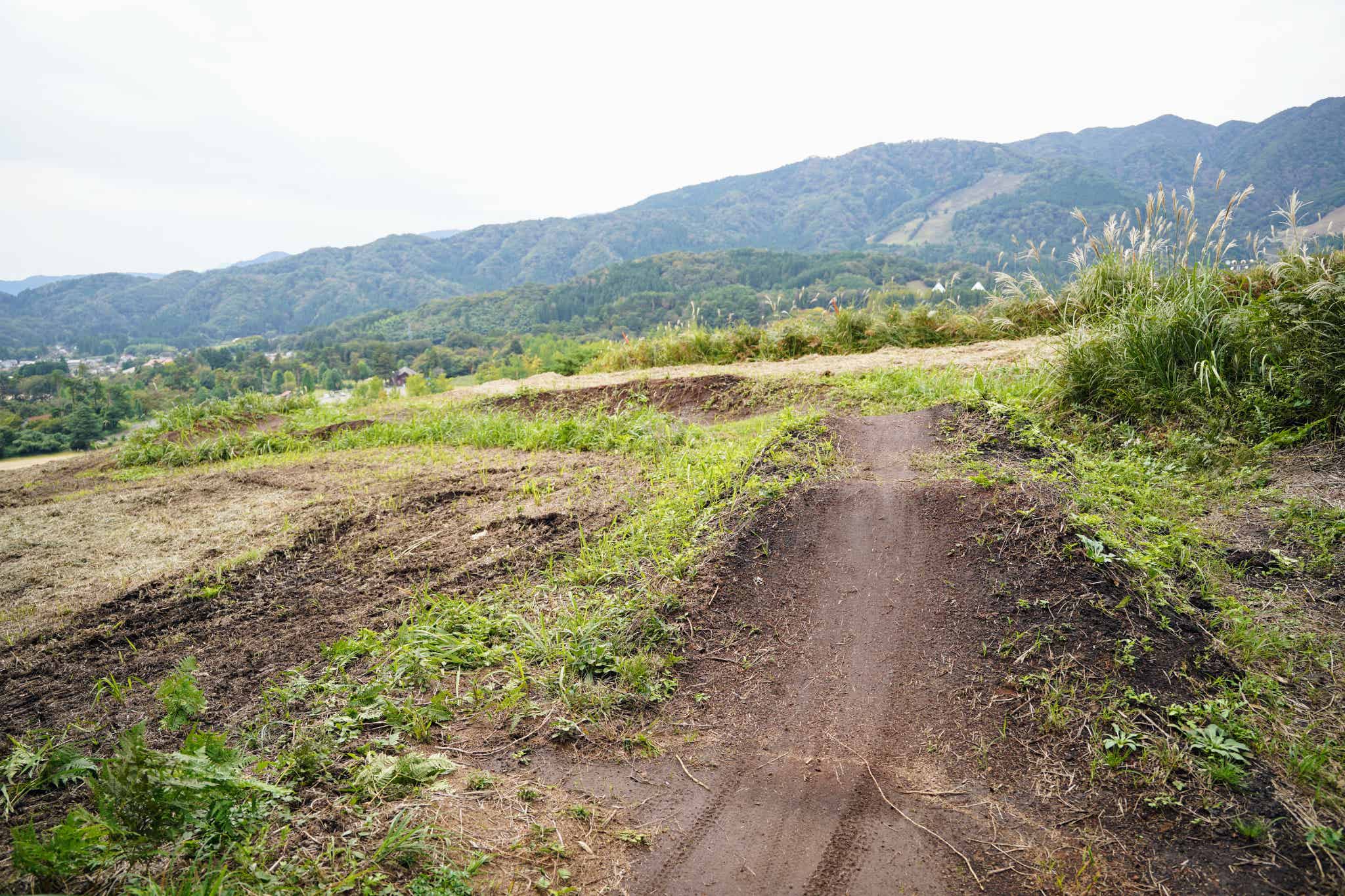 中級:MILKCHOCOLATE(ミルクチョコレート)