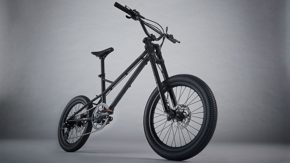 【男心をくすぐる】MTBの無骨さとミニベロが融合。新登場の「MASHUP」がカッコ良すぎる