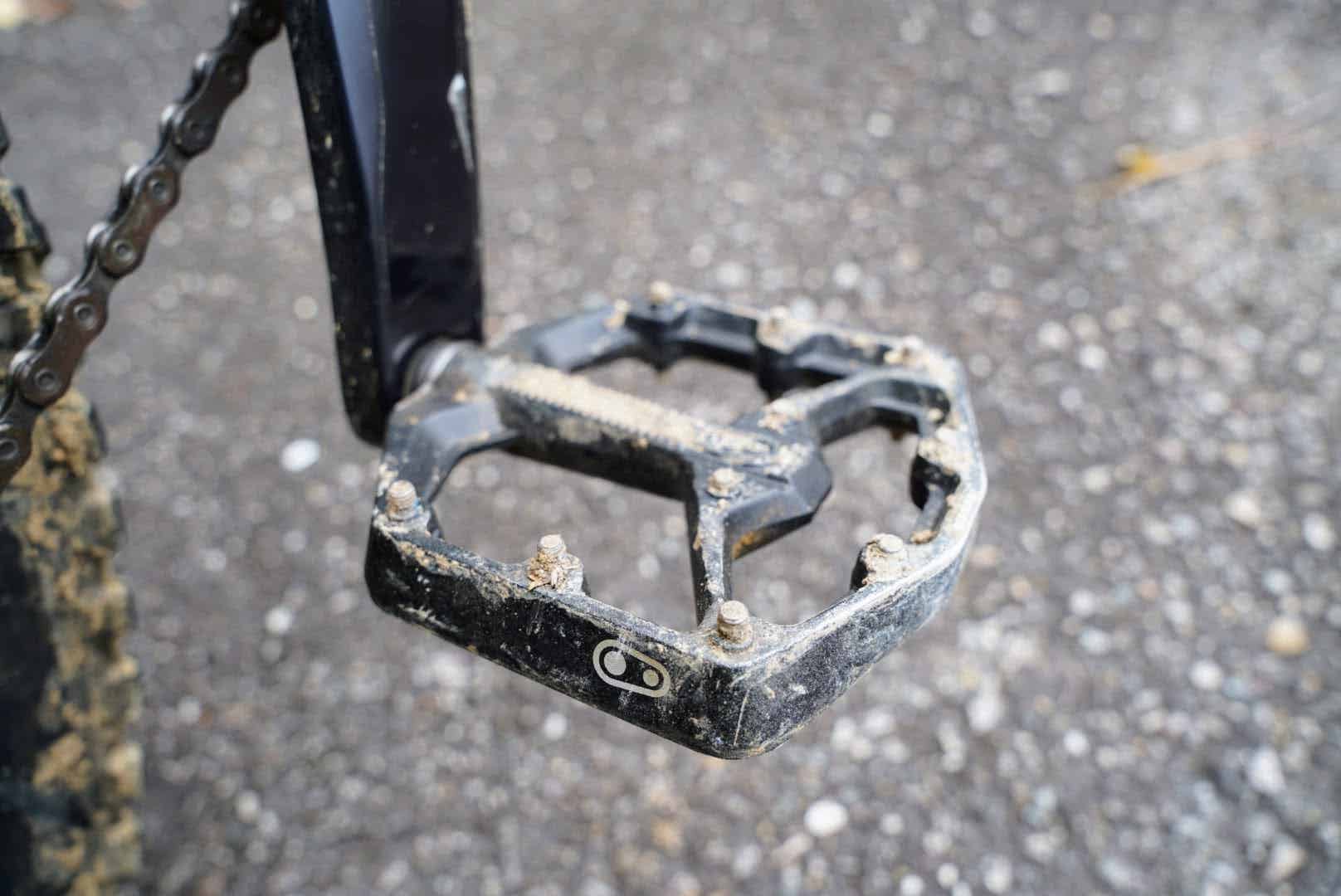 マウンテンバイクのペダル