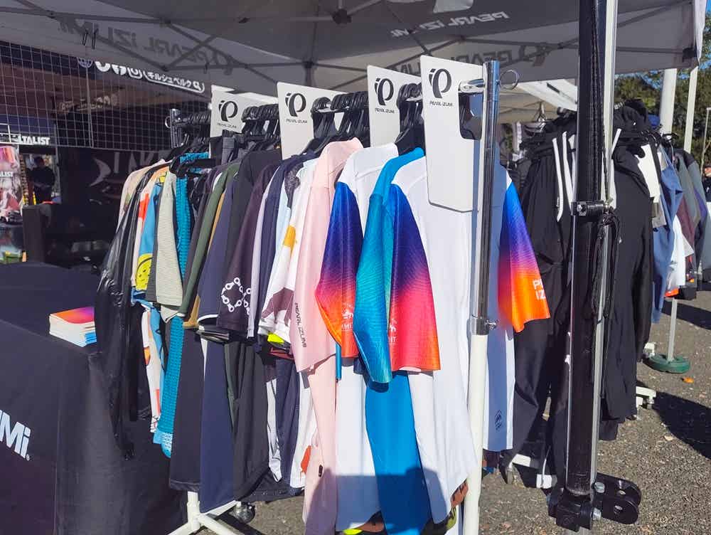 パールイズミのサイクルジャージ