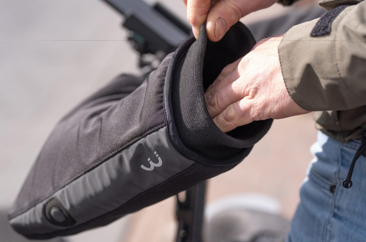 【雨風でも手があったかい】寒い時期の自転車の強い味方。BBBからミトンが新登場！