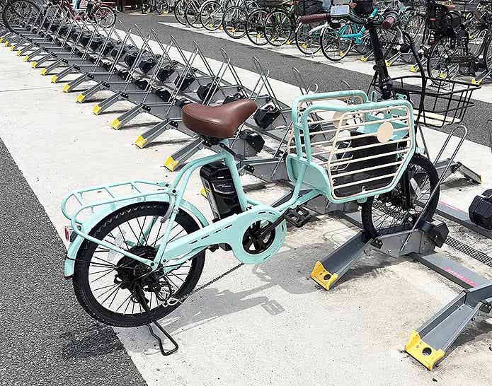 駐輪場に駐輪されたwith one.