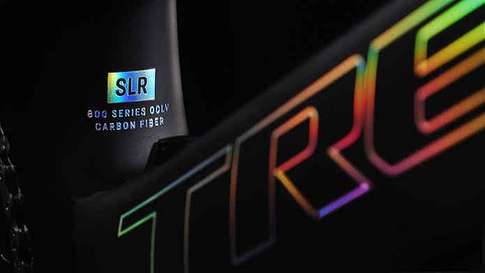 Domane+ SLR 7のカーボン素材のフレーム