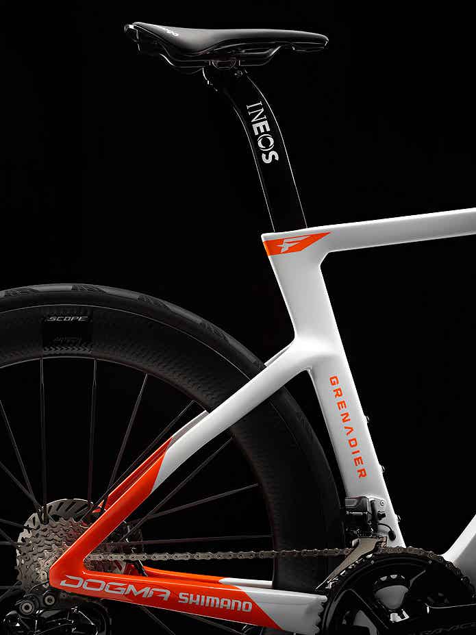 PINARELLOのロードバイク