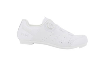 【白がまぶしい】FLRの人気定番ニットシューズ「FNT-3」に、美しいピュアホワイトが登場