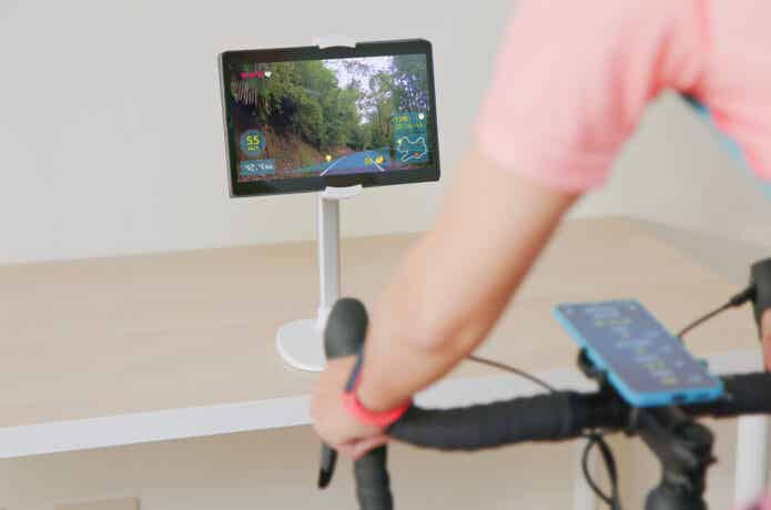 スマートトレーナーのバーチャルトレーニング