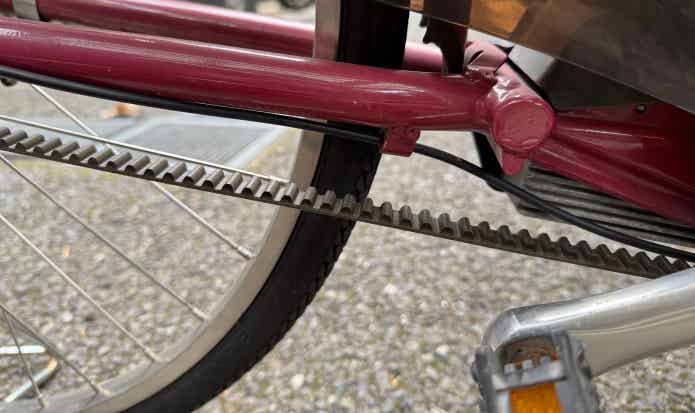 自転車のベルトドライブ