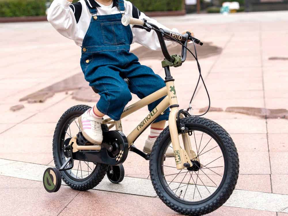 頑丈なキッズBMX