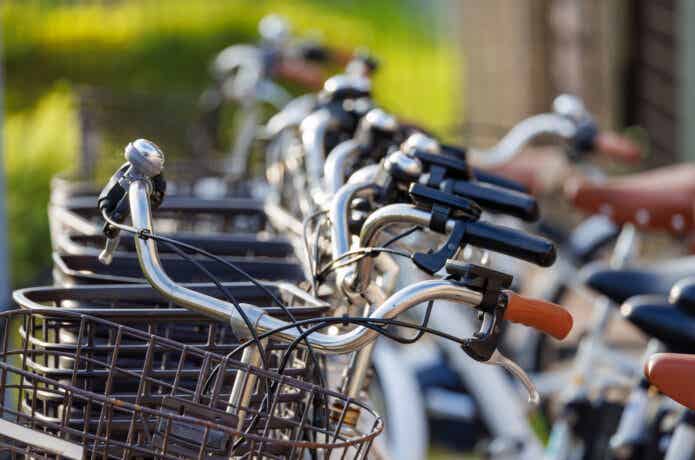 駐輪場に止めた自転車