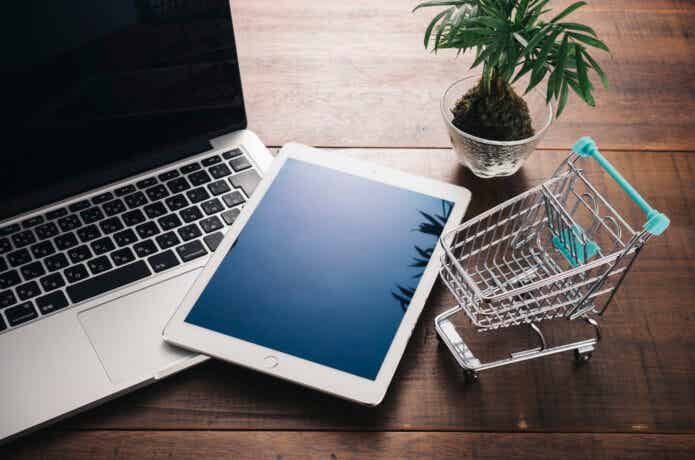 ネット購入に利用するタブレットとPC