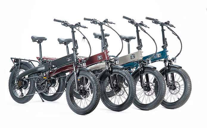 4台のFlextrack（フレックストラック）