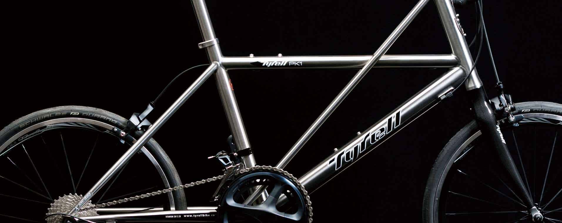 タイレルのスラントフレームのミニベロ