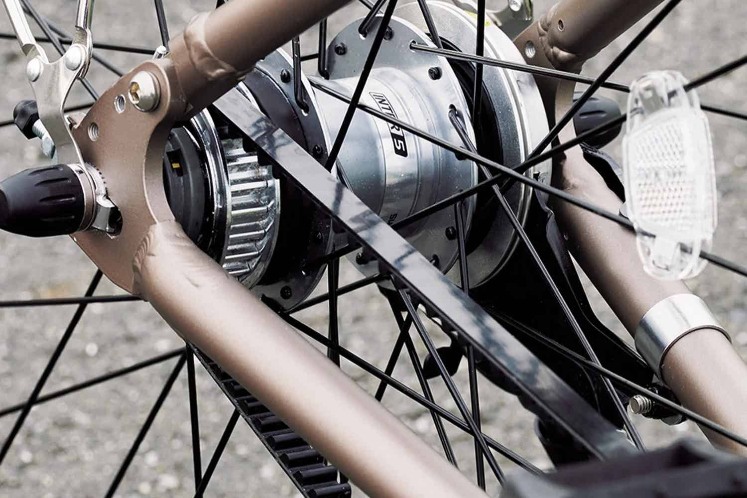 ベルトドライブのブリヂストンのクロスバイク