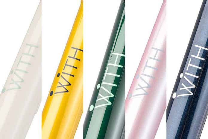 WITHのカラー展開