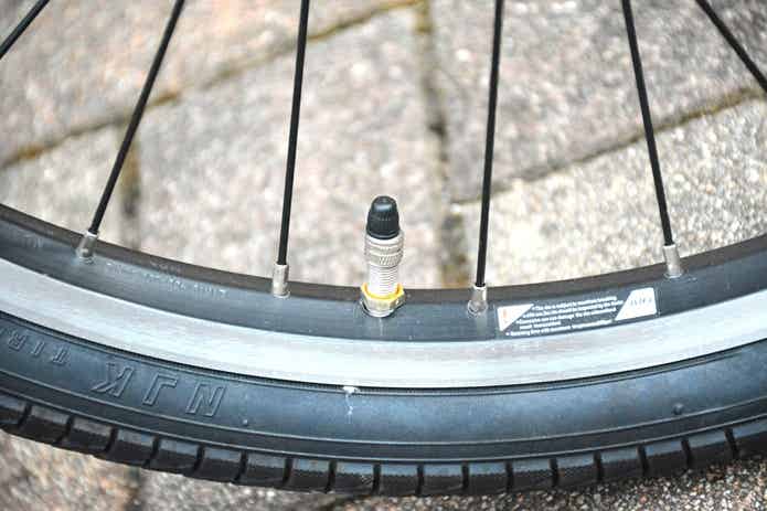 ライトウェイZITの英式バルブ