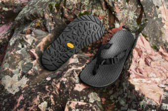 人気のアウトドアサンダル・BEDROCKの新作「Rockhound Sandals」、定番ビーチサンダルになるか