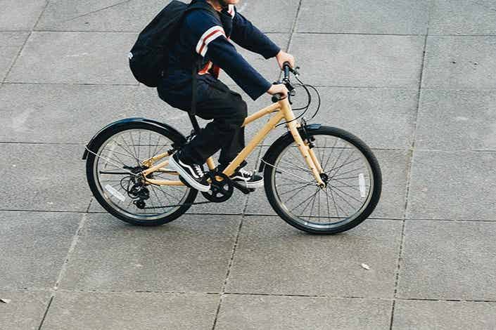 ライトウェイのZIT に乗る子ども