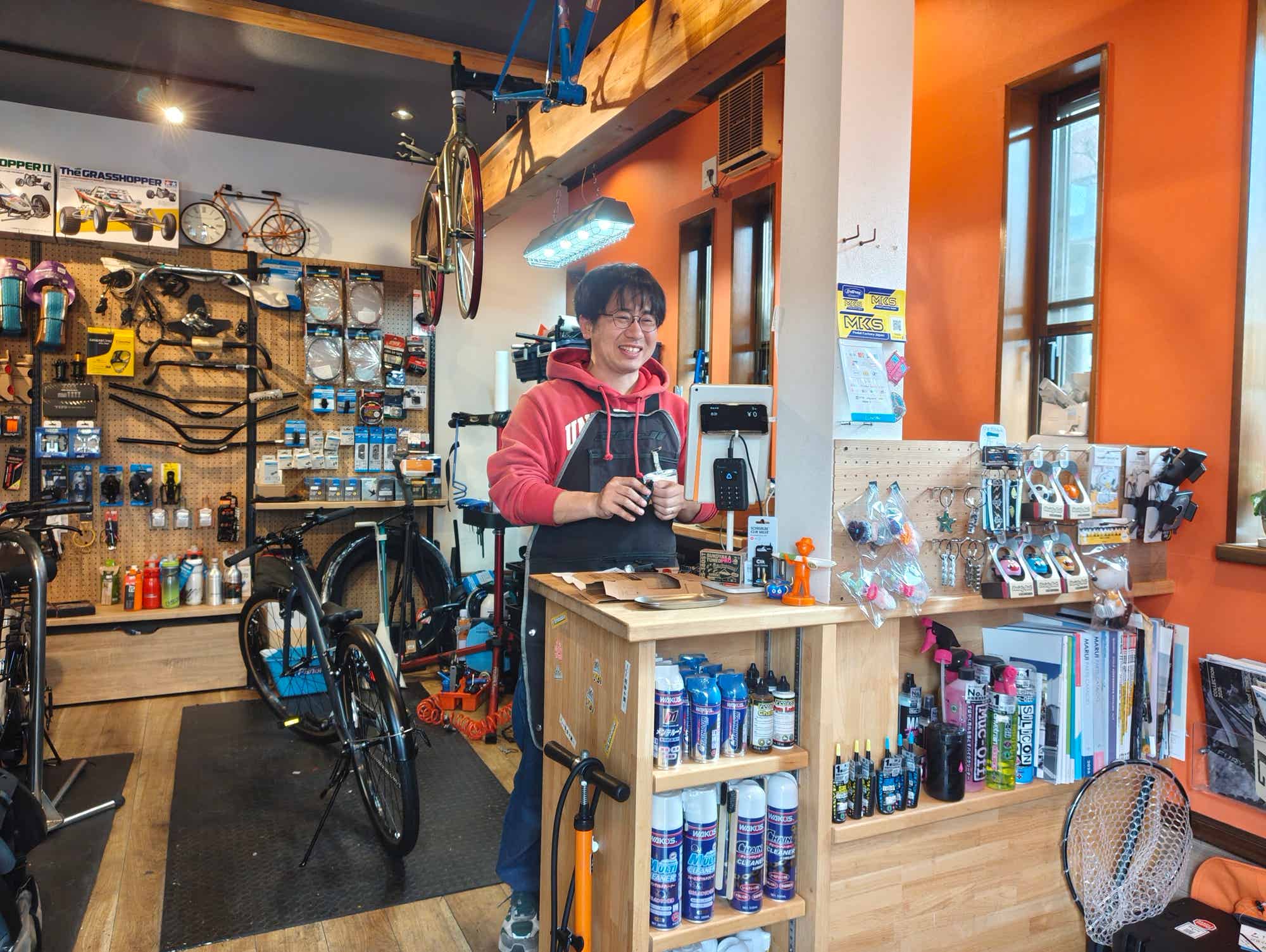 オレンジサイクルのオーナー平田さん