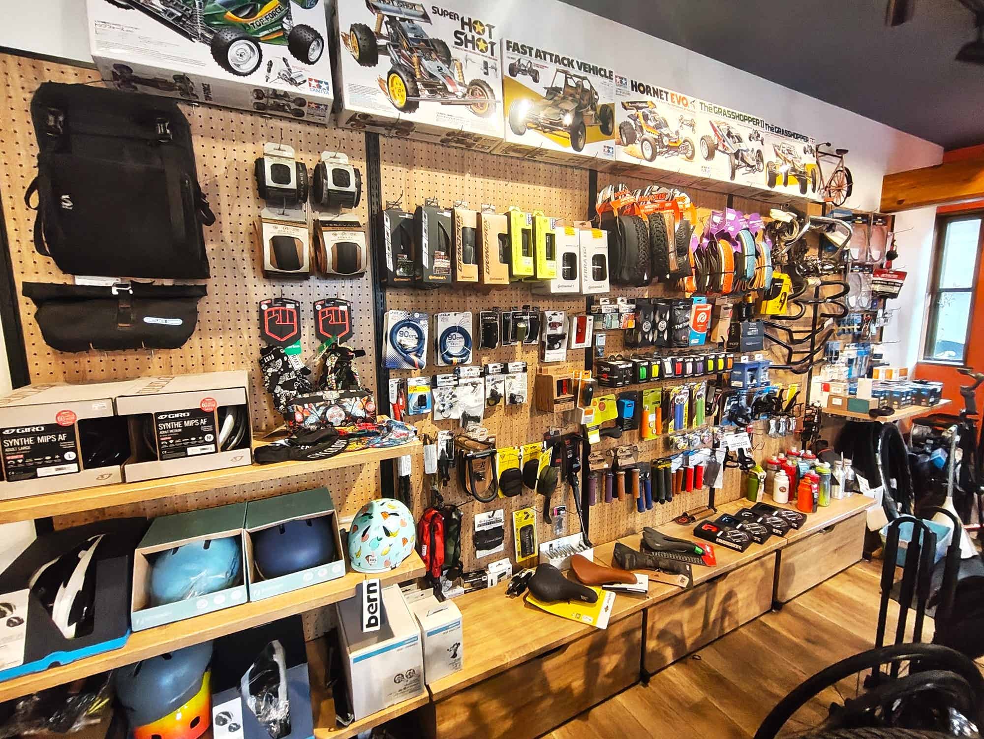 オレンジサイクルのパーツコーナー