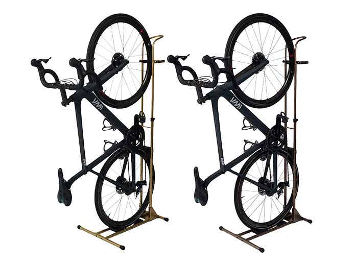 2台並んだ「A01V Special」