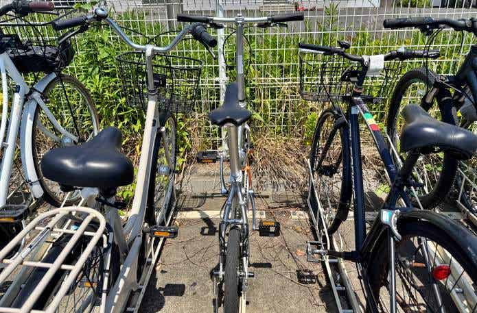 第三ターミナル駐輪場の自転車を停める