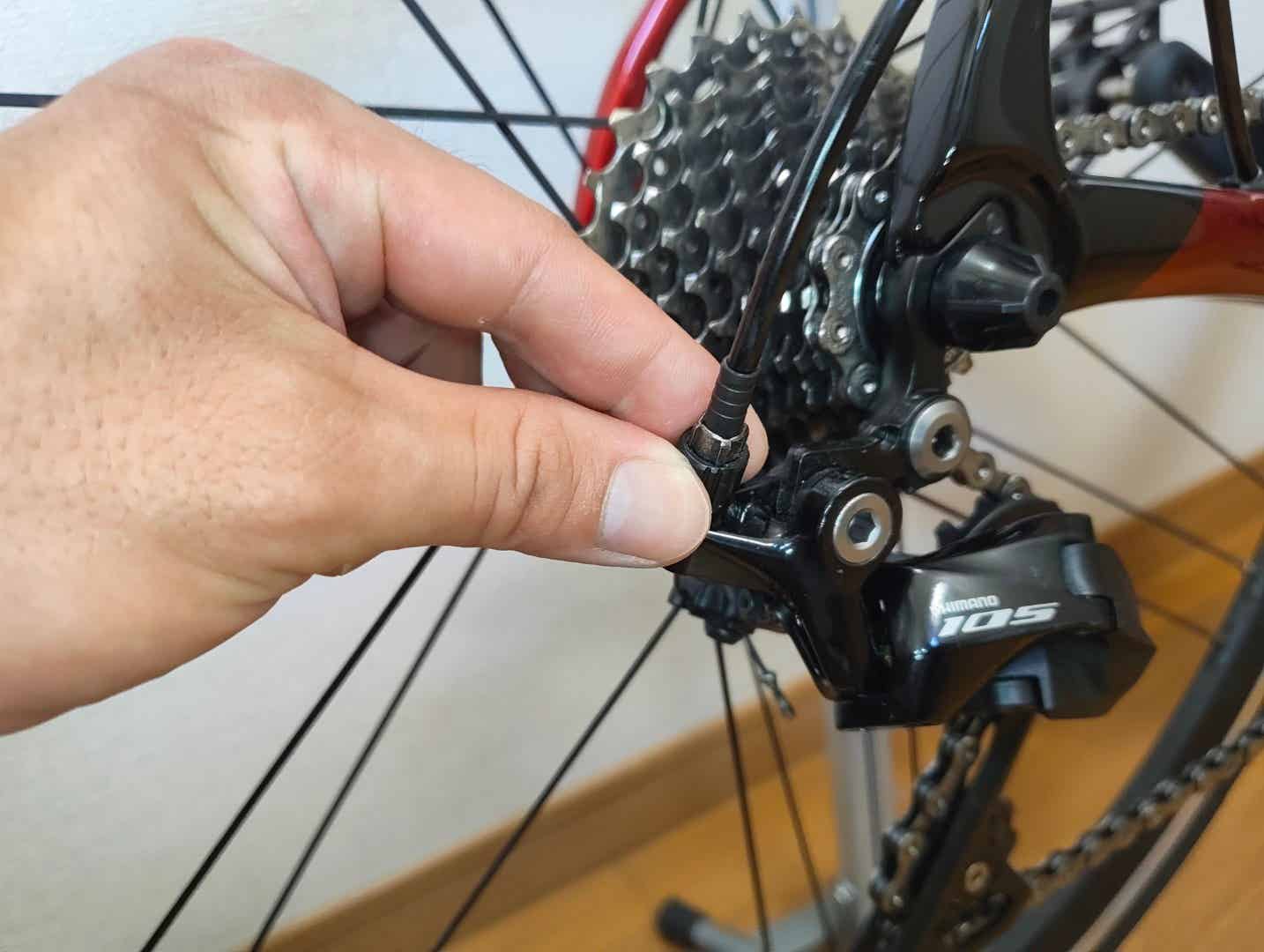 リアディレイラーのワイヤー調整