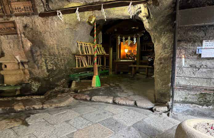銭洗弁天の湧き水