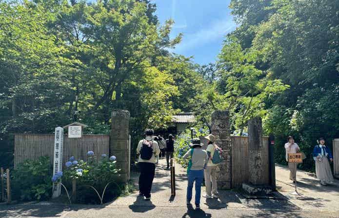 明月院の門