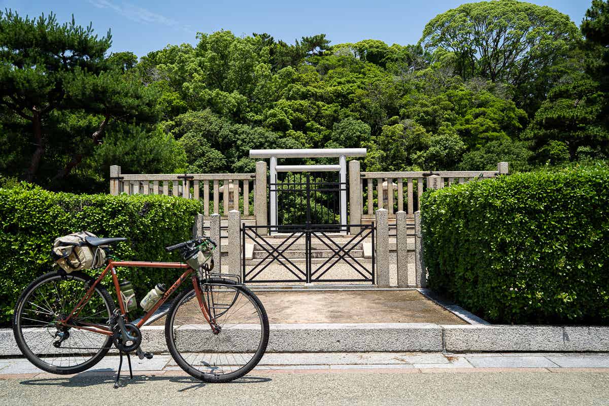 反正天皇陵と自転車