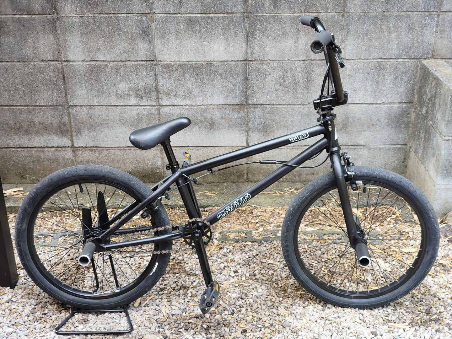 アクアシャインコート施工前のBMX