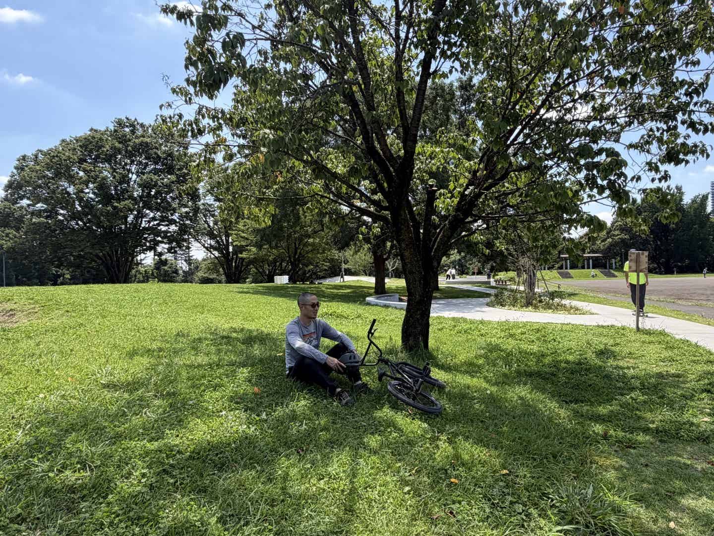 アーバンスポーツエリアの木陰